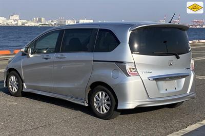 2013 Honda Freed - Thumbnail