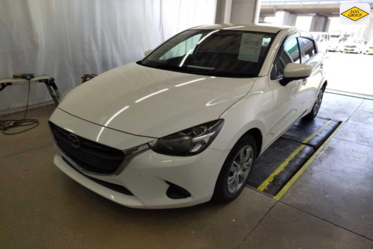 2019 Mazda Demio