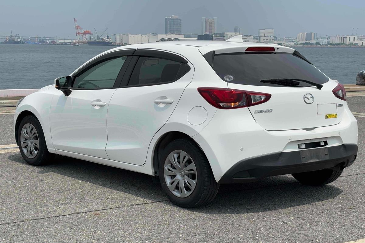 2019 Mazda Demio