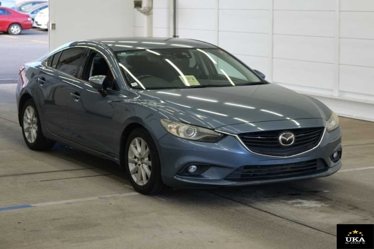 2013 Mazda Atenza