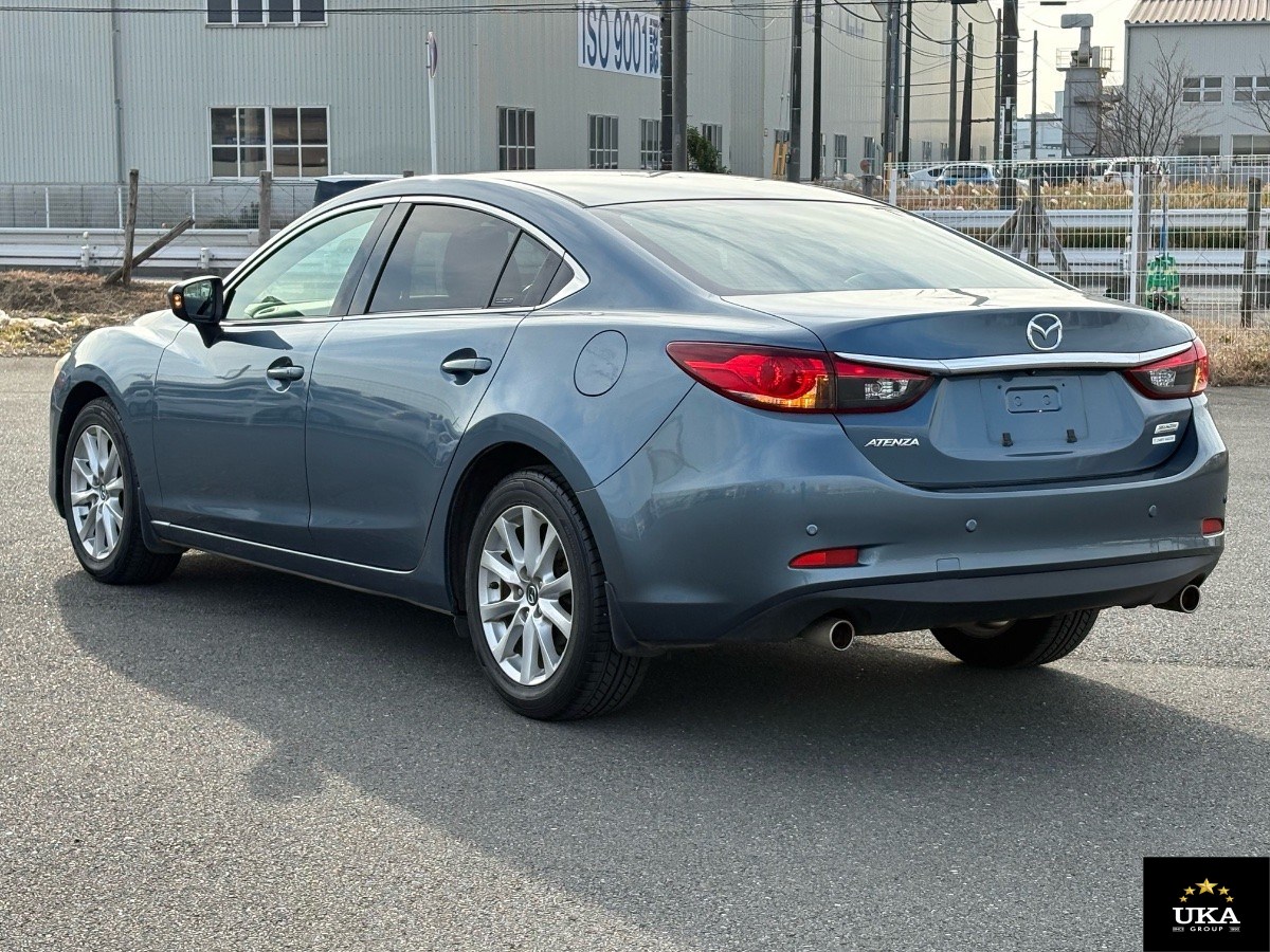 2013 Mazda Atenza