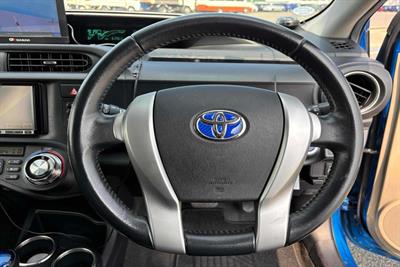 2012 Toyota Aqua - Thumbnail