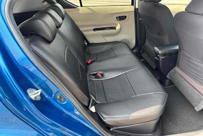 2012 Toyota Aqua - Thumbnail