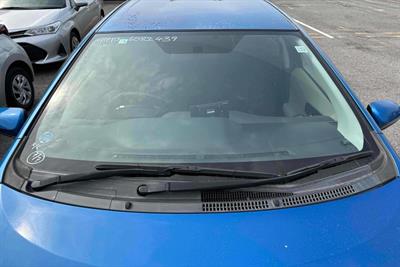 2012 Toyota Aqua - Thumbnail