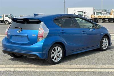 2012 Toyota Aqua - Thumbnail