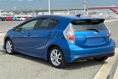 2012 Toyota Aqua - Thumbnail