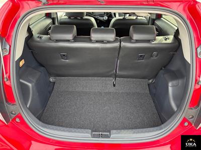 2015 Toyota Aqua - Thumbnail