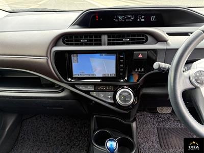 2015 Toyota Aqua - Thumbnail