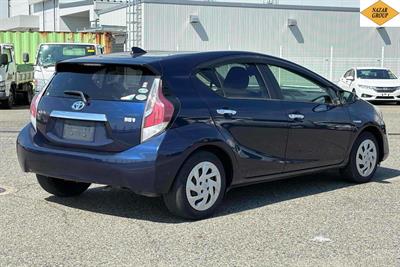 2017 Toyota Aqua - Thumbnail