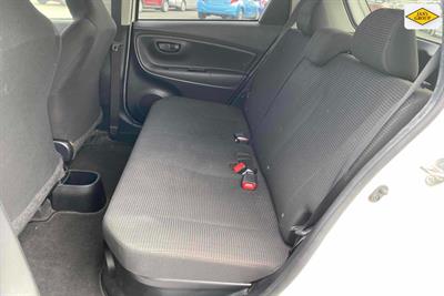 2020 Toyota Vitz - Thumbnail