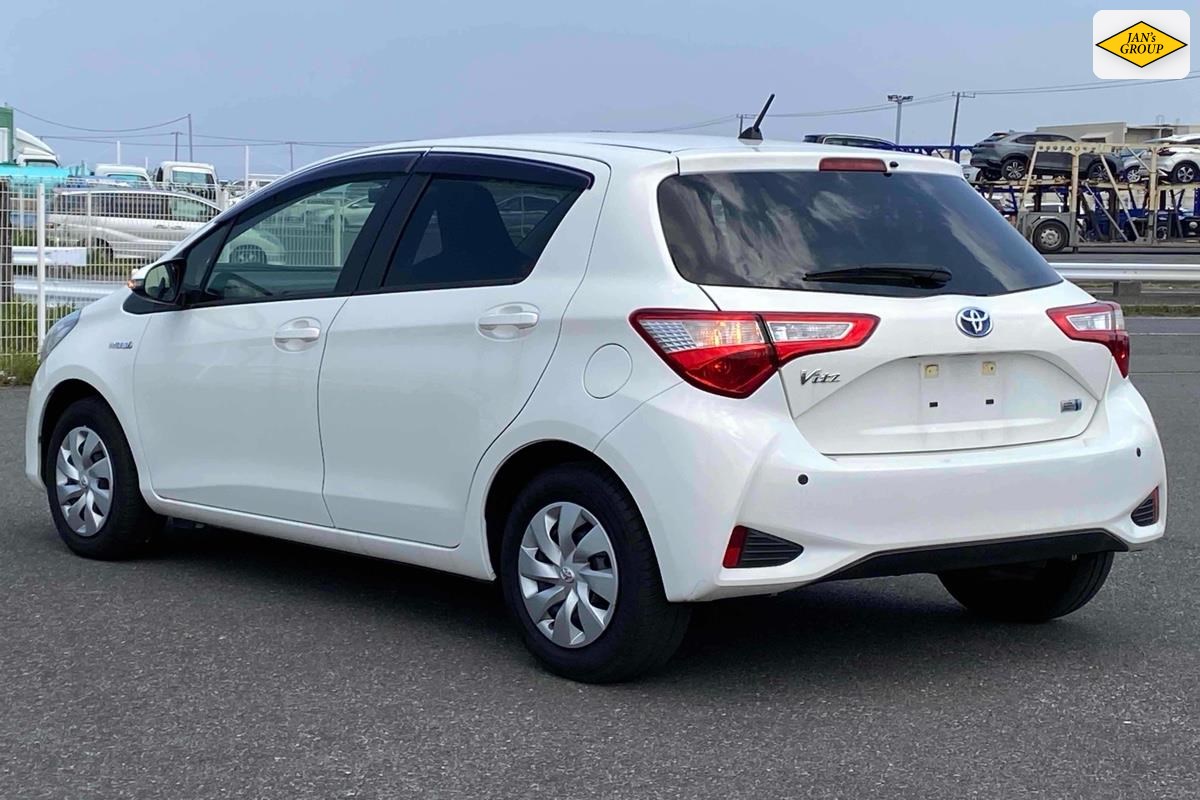 2020 Toyota Vitz