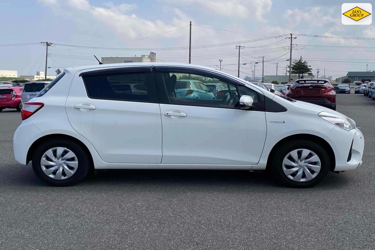 2020 Toyota Vitz