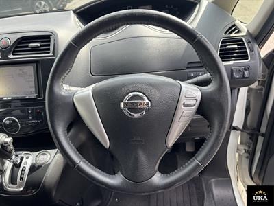2013 Nissan Serena - Thumbnail
