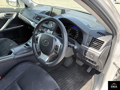 2013 Lexus CT 200H - Thumbnail