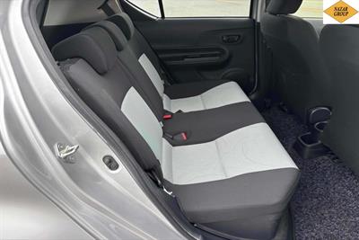 2014 Toyota Aqua - Thumbnail