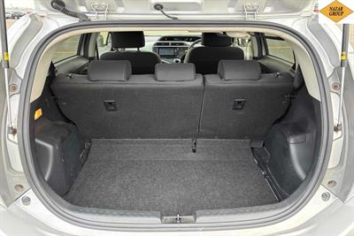 2014 Toyota Aqua - Thumbnail