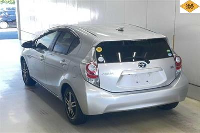 2014 Toyota Aqua - Thumbnail