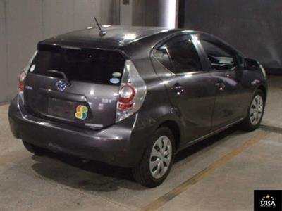 2013 Toyota Aqua - Thumbnail