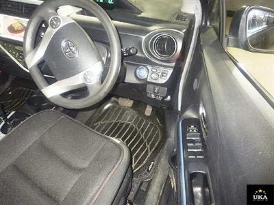 2013 Toyota Aqua - Thumbnail