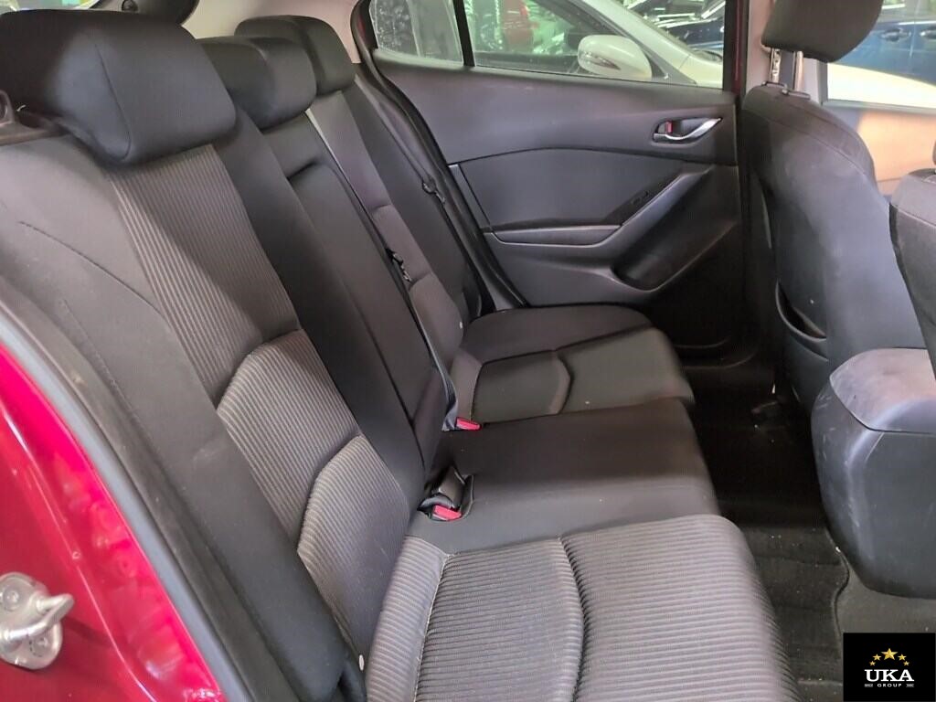 2014 Mazda Axela