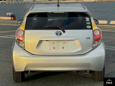 2013 Toyota Aqua - Thumbnail