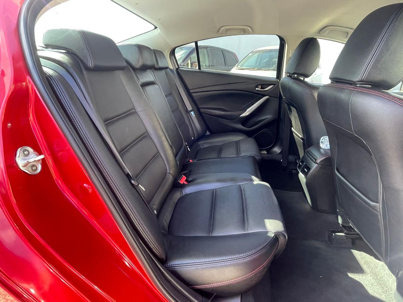 2013 Mazda Atenza