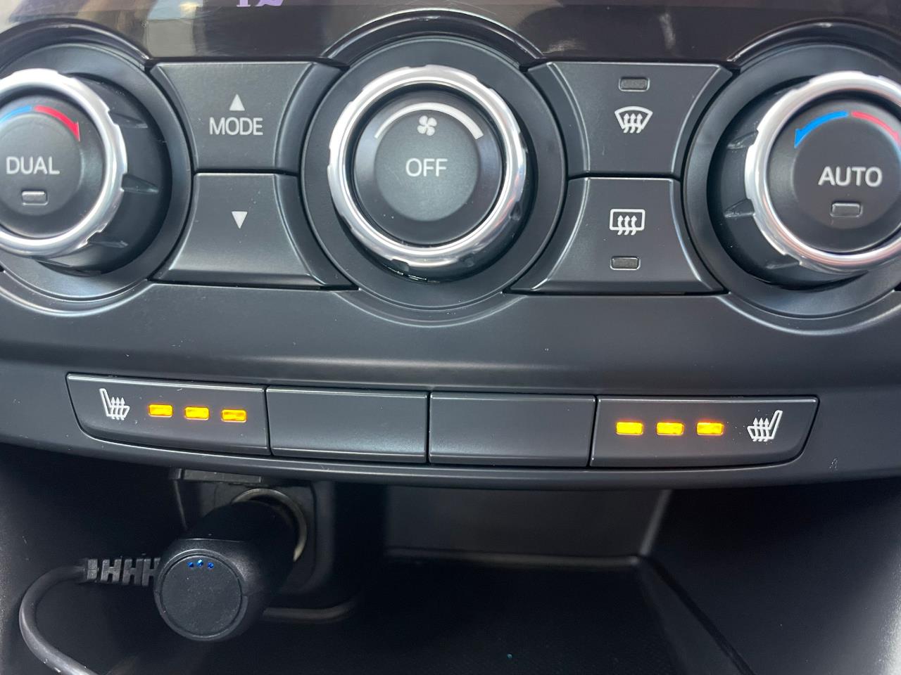 2013 Mazda Atenza