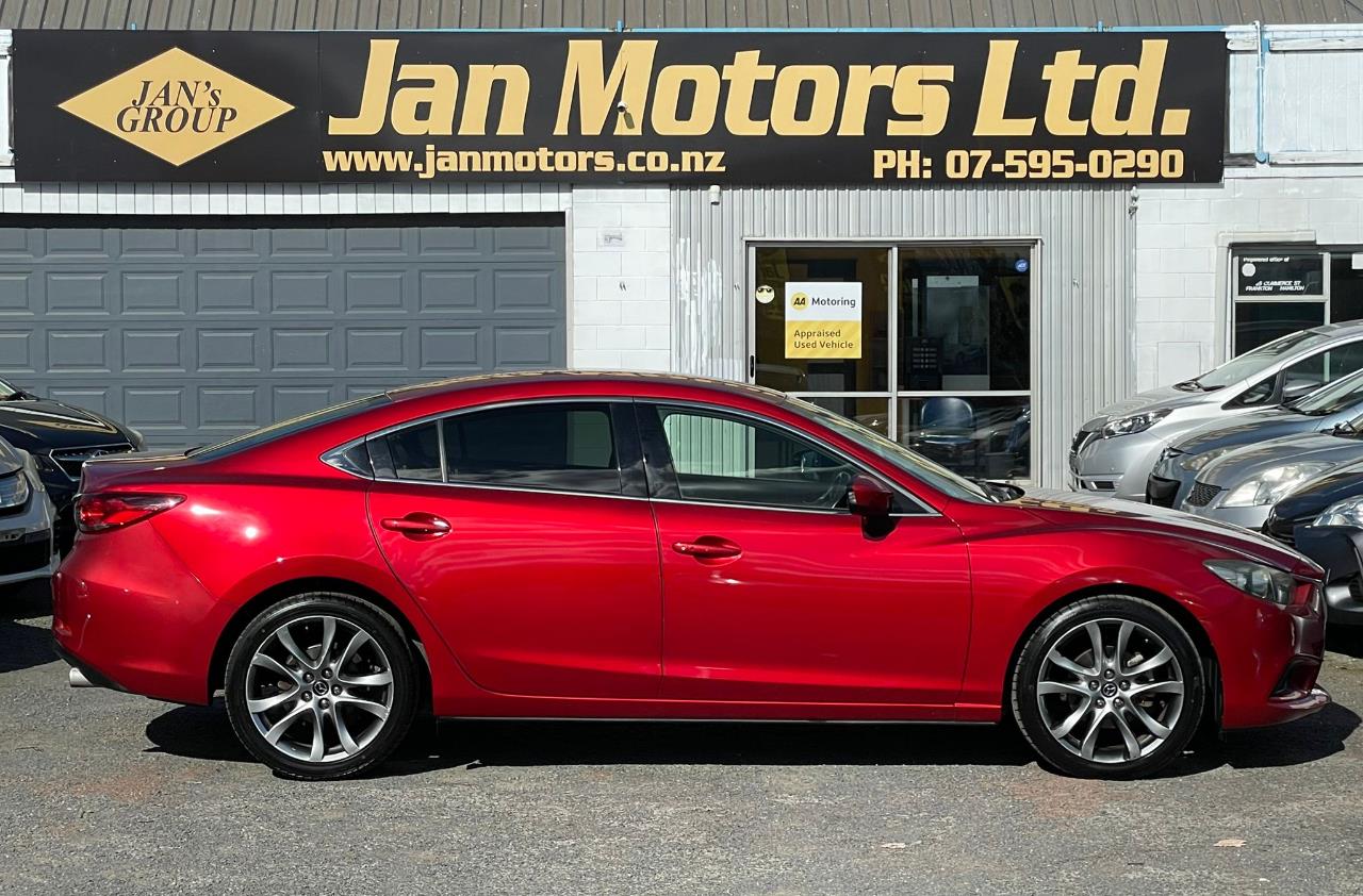 2013 Mazda Atenza