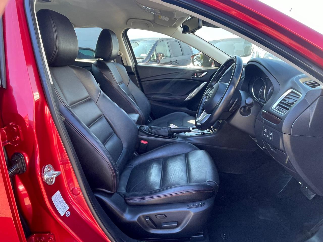 2013 Mazda Atenza