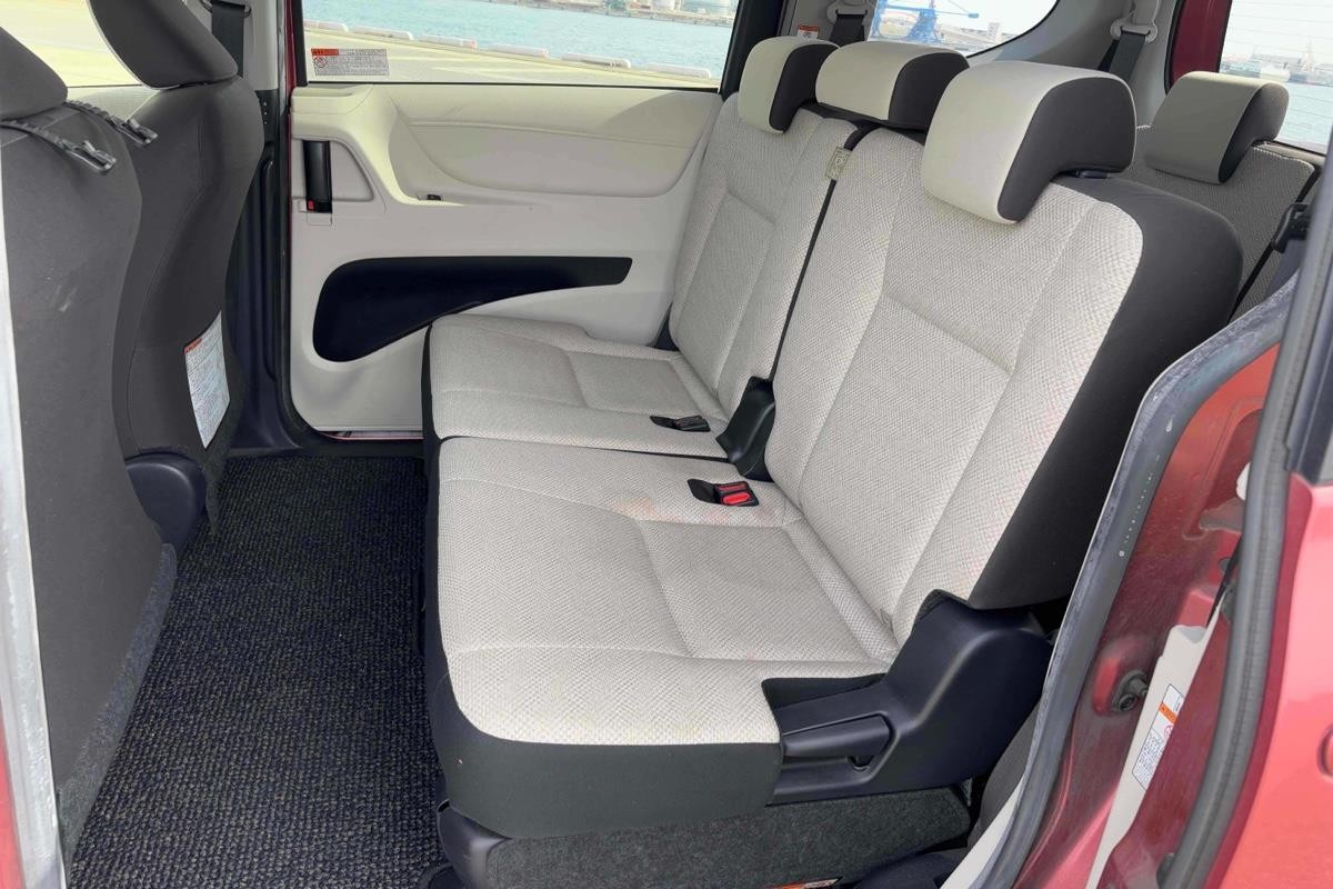 2016 Toyota Sienta