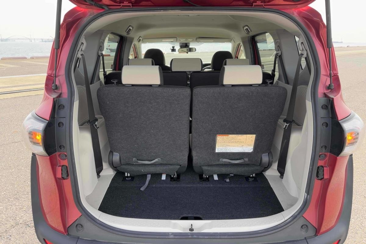 2016 Toyota Sienta