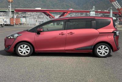 2016 Toyota Sienta - Thumbnail