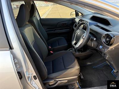 2015 Toyota Aqua - Thumbnail