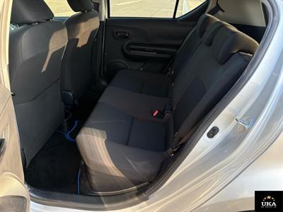 2015 Toyota Aqua - Thumbnail