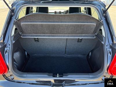 2017 Suzuki Swift - Thumbnail