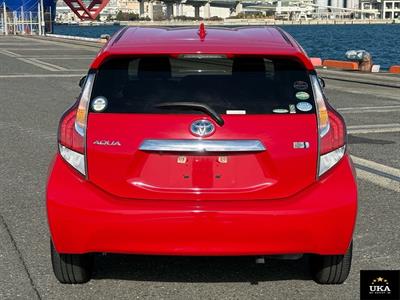 2017 Toyota Aqua - Thumbnail