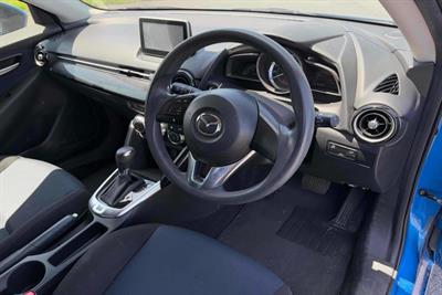 2014 Mazda Demio - Thumbnail
