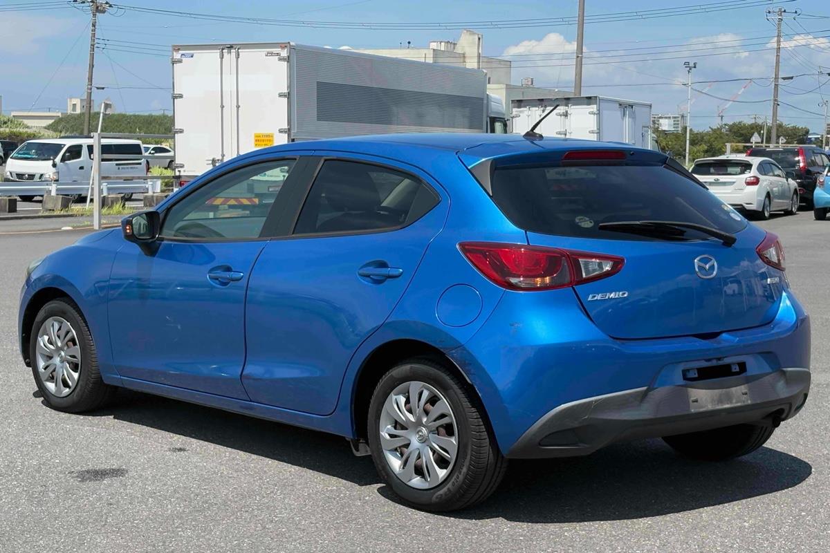 2014 Mazda Demio