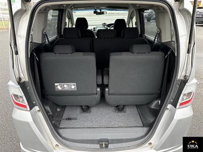2013 Honda Freed - Thumbnail