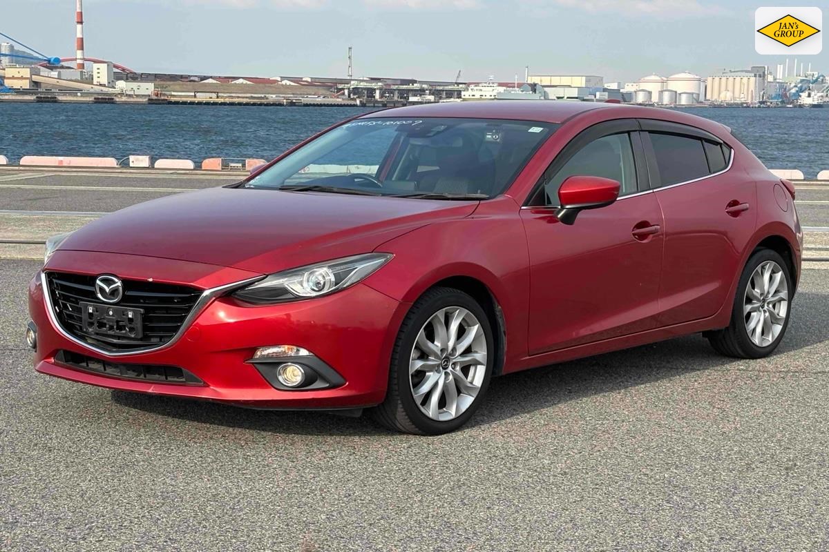 2013 Mazda Axela
