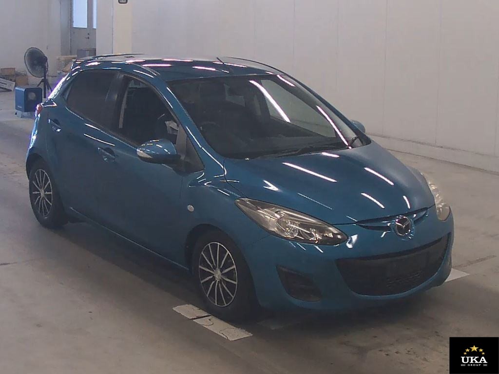 2013 Mazda Demio