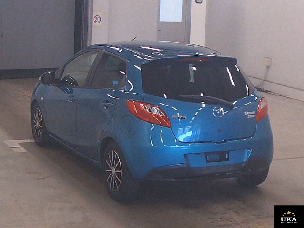 2013 Mazda Demio