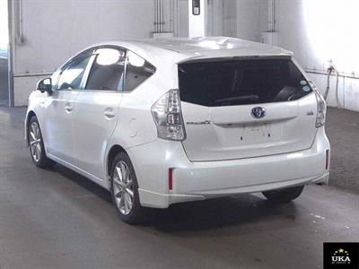 2013 Toyota Prius - Thumbnail