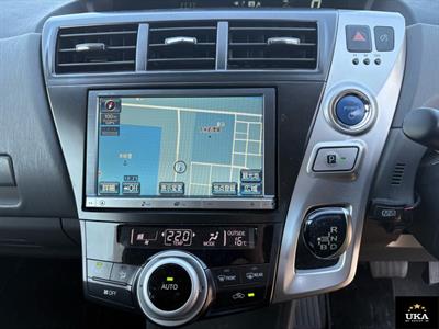 2013 Toyota Prius - Thumbnail