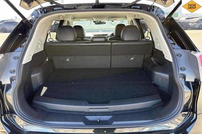 2017 Nissan X-Trail - Thumbnail