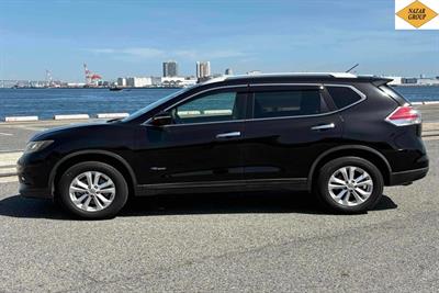 2017 Nissan X-Trail - Thumbnail
