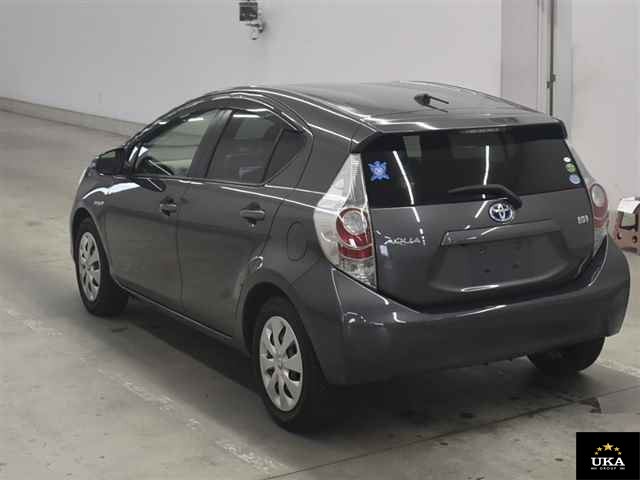 2013 Toyota Aqua