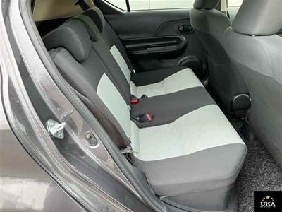 2013 Toyota Aqua - Thumbnail
