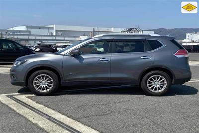 2016 Nissan X-Trail - Thumbnail