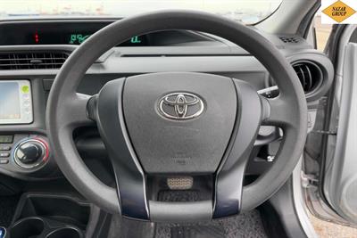 2012 Toyota Aqua - Thumbnail
